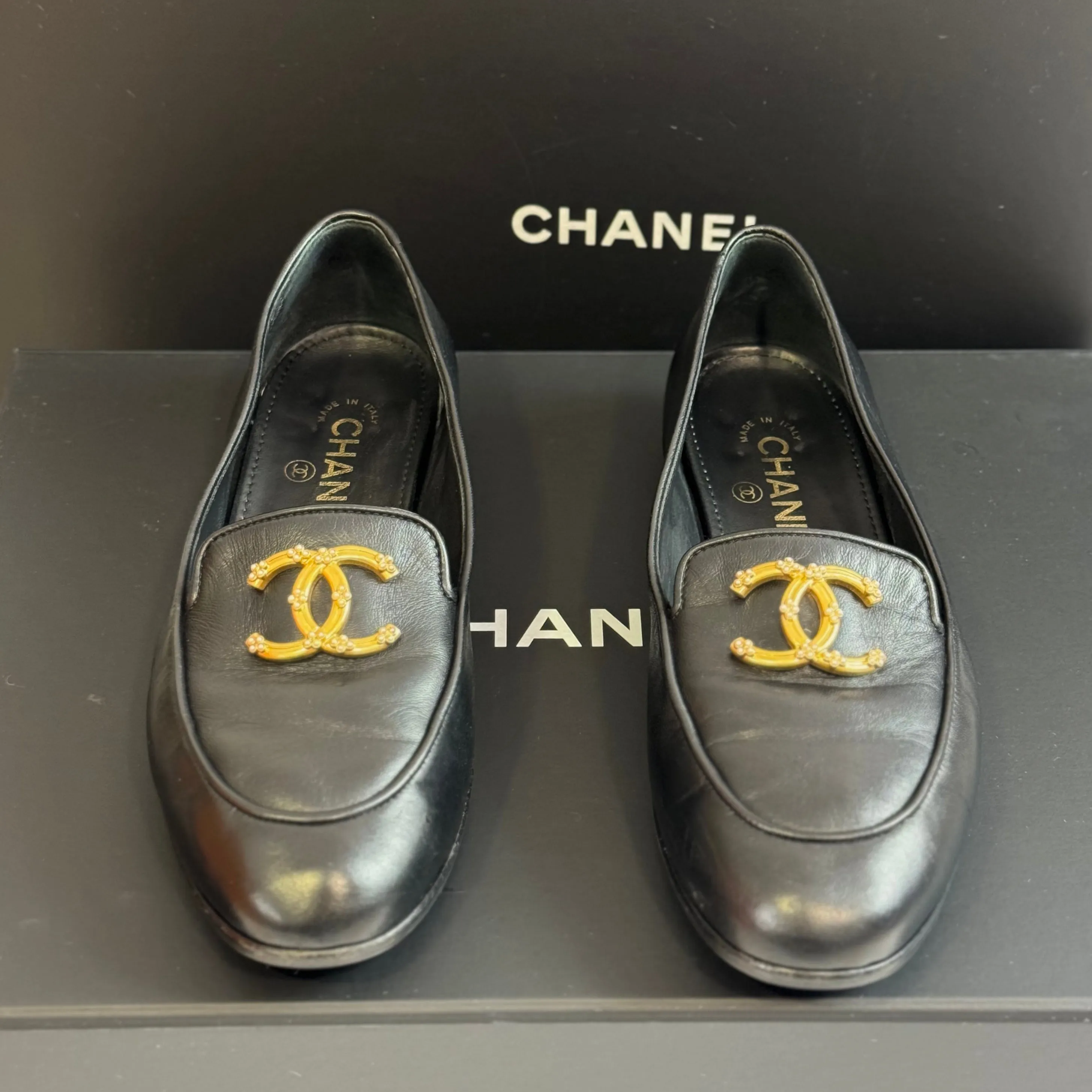 Chanel - Mocassins T.38,5