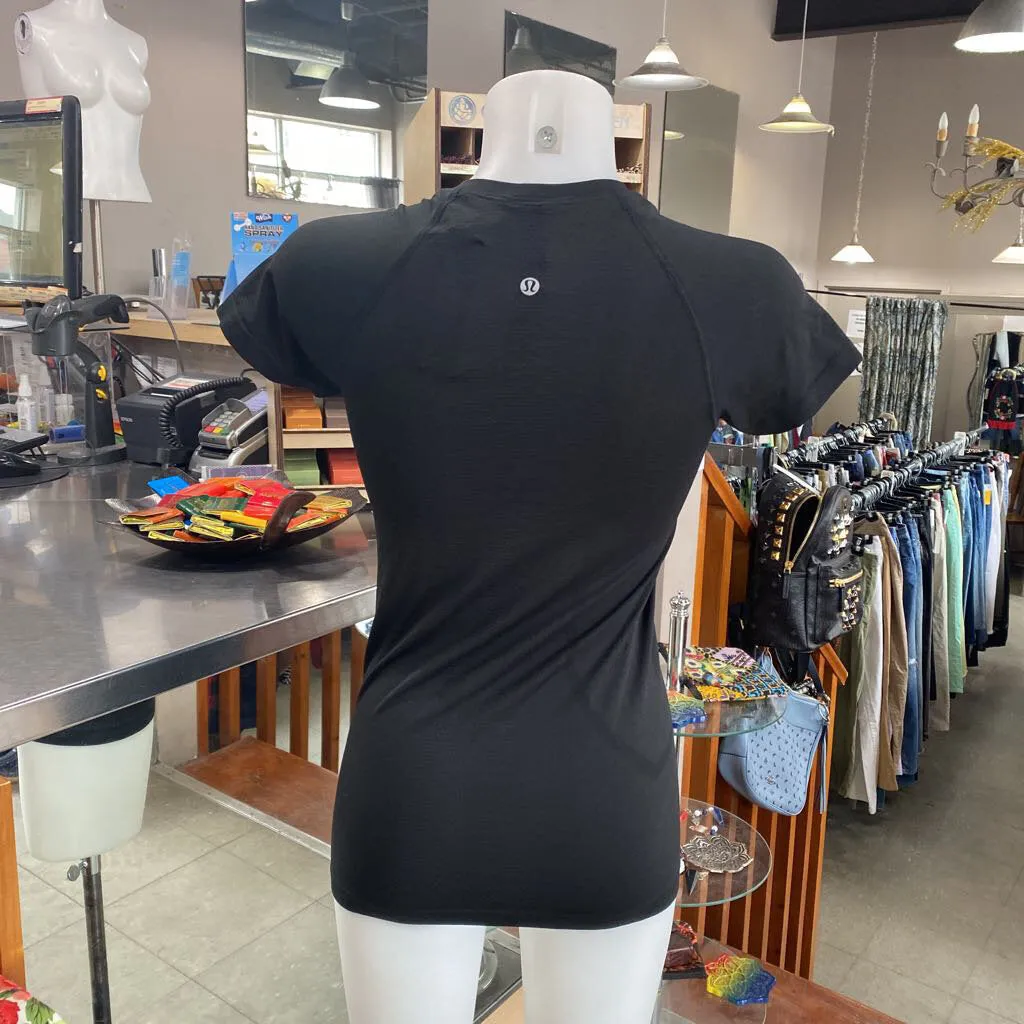 Lululemon stretchy tee 4
