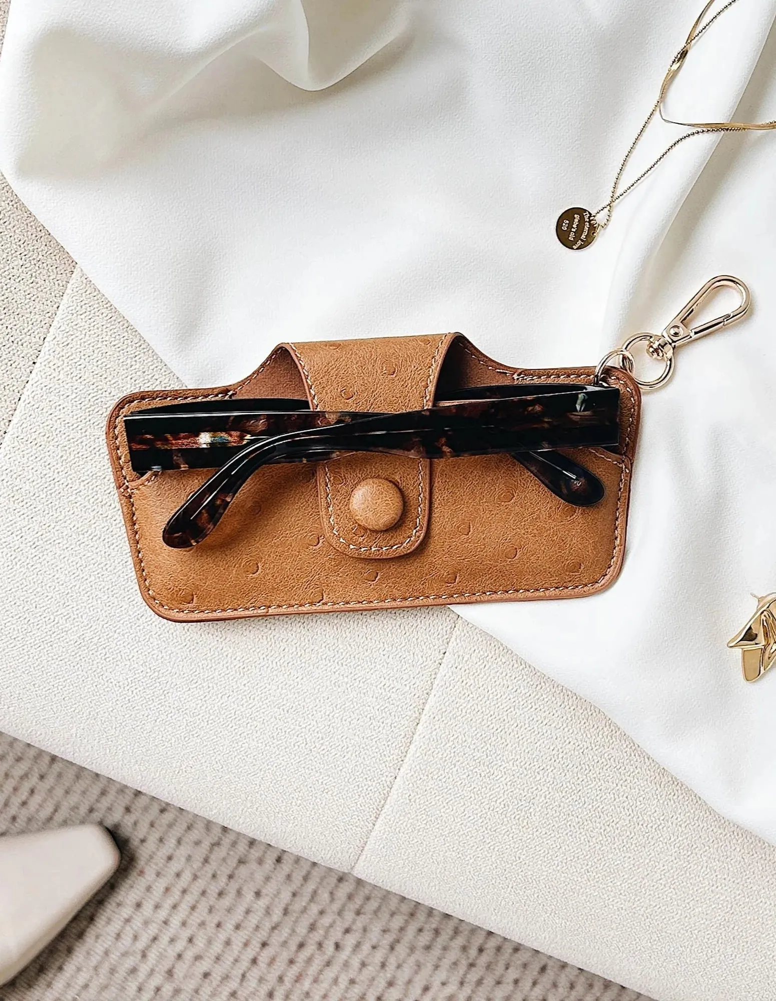 Skittle Sunglasses Case - Ostrich Nutmeg - Louenhide