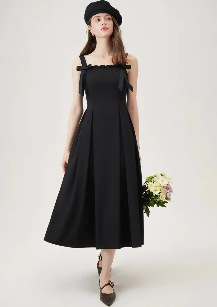 SLEEVELESS LITTLE BLACK DRESS