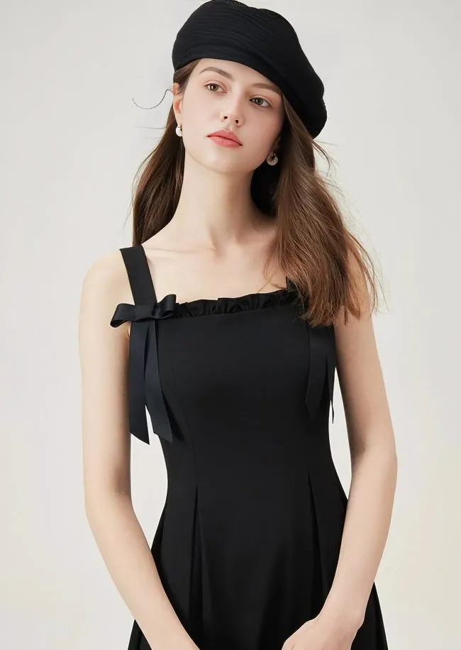 SLEEVELESS LITTLE BLACK DRESS