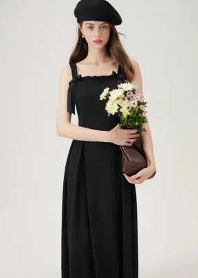 SLEEVELESS LITTLE BLACK DRESS