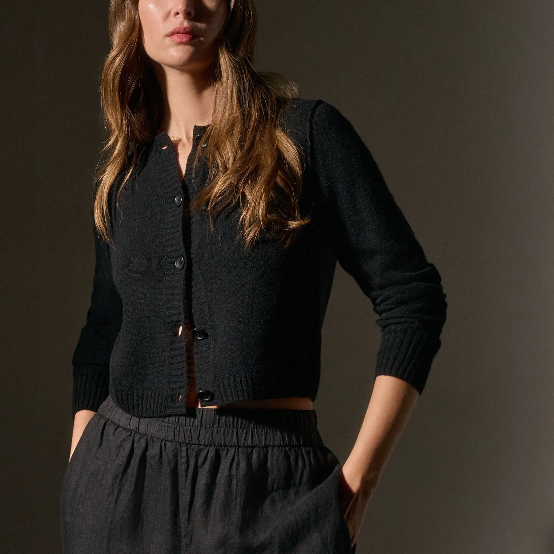 Soft Featherweight Cashmere Cardigan - Black