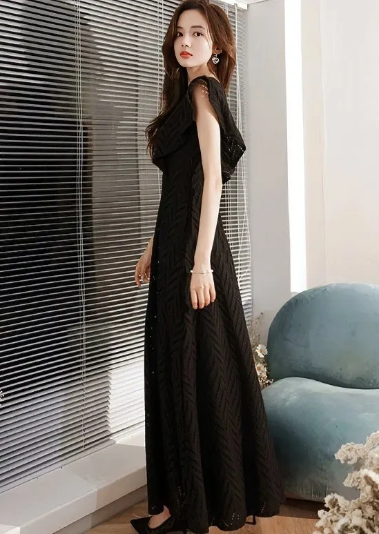 V-NECK STRUCTURED WAIST DRESS